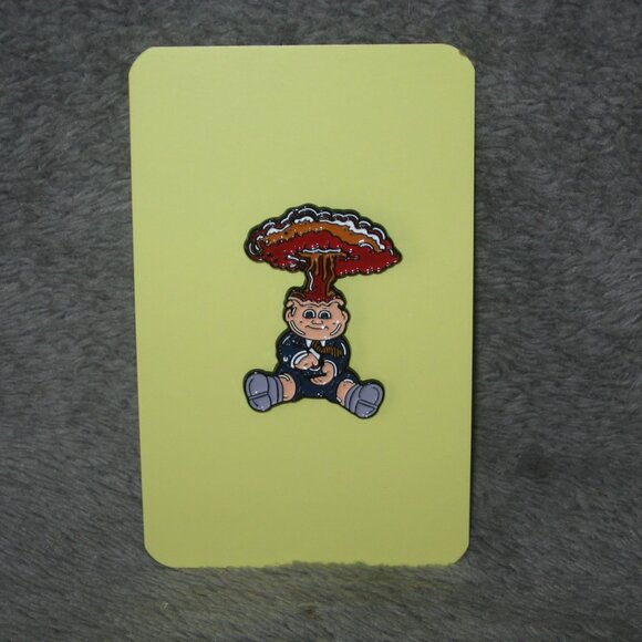 1980s Garbage Pail Kids GPK Adam Bomb Metal Enamel Pin 25108A2 - Picture 3 of 7